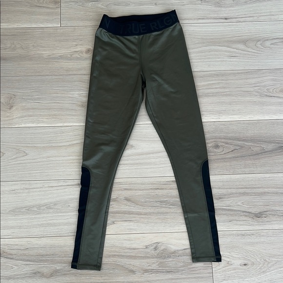 TRUE RELIGION FAUX LEATHER LEGGINGS - Picture 1 of 9